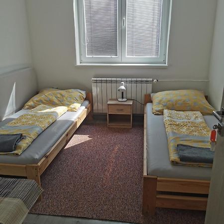 شقة Living Bratislava & Bus Station & Mlynske Nivy المظهر الخارجي الصورة